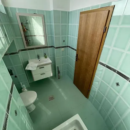 Апартаменты Lucille Кали